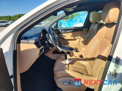 Zdjęcie 7 z 14 samochodu: 2019 PORSCHE MACAN S VIN:WP1AB2A55KLB33289 - miniatura