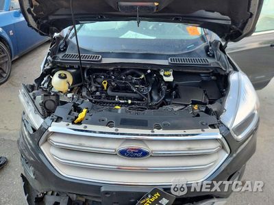 Zdjęcie 12 z 13 samochodu: 2019 FORD ESCAPE SE VIN:1FMCU9GD1KUB91062 - miniatura