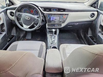 Zdjęcie 8 z 12 samochodu: 2019 TOYOTA COROLLA LE VIN:2T1BURHE3KC210635 - miniatura