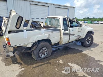 Trzecie zdjęcie samochodu z tyłu: 1988 TOYOTA PICKUP XTRACAB RN67 DLX VIN:JT4RN67P1J8007654 - miniatura