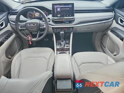 Zdjęcie 8 z 13 samochodu: 2022 JEEP COMPASS LATITUDE VIN:3C4NJDBB9NT235449 - miniatura