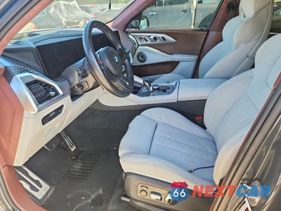 Zdjęcie 7 z 13 samochodu: 2023 BMW XM VIN:5YM23CS03P9R79038 - miniatura