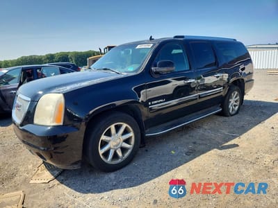 2007 GMC YUKON XL DENALI 1GKFK668X7J385127 - główne zdjęcie licytacji z USA - miniatura