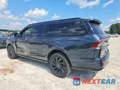 Drugie zdjęcie samochodu z przodu: 2025 LINCOLN NAVIGATOR L RESERVE VIN:5LMJJ3LG5SEL15032 - miniatura