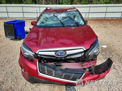 Piąte zdjęcie samochodu w środku: 2019 SUBARU FORESTER PREMIUM VIN:JF2SKAGC7KH423561 - miniatura