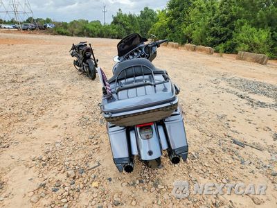 Czwarte zdjęcie samochodu z boku: 2019 HARLEY-DAVIDSON FLHTKSE VIN:1HD1TEH15KB950799 - miniatura