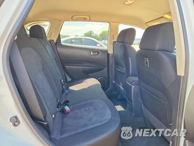 Zdjęcie 11 z 13 samochodu: 2012 NISSAN ROGUE S VIN:JN8AS5MT7CW252513 - miniatura