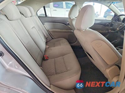 Zdjęcie 10 z 12 samochodu: 2010 FORD FUSION SE VIN:3FAHP0HA5AR395893 - miniatura