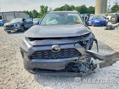 Piąte zdjęcie samochodu w środku: 2022 TOYOTA RAV4 XLE VIN:2T3W1RFV0NW198919 - miniatura