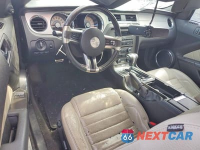 Zdjęcie 8 z 12 samochodu: 2012 FORD MUSTANG VIN:1ZVBP8AM0C5287347 - miniatura