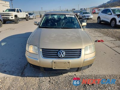 Piąte zdjęcie samochodu w środku: 2002 VOLKSWAGEN PASSAT GLS VIN:WVWPD63B32P124423 - miniatura
