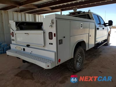 Trzecie zdjęcie samochodu z tyłu: 2018 FORD F250 SUPER DUTY VIN:1FD7W2B69JED05345 - miniatura