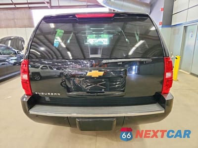 Zdjęcie 6 z 13 samochodu: 2014 CHEVROLET SUBURBAN C1500 LTZ VIN:1GNSCKE01ER106780 - miniatura
