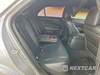 Zdjęcie 10 z 11 samochodu: 2014 CHRYSLER 300C VIN:2C3CCAKT6EH273386 - miniatura