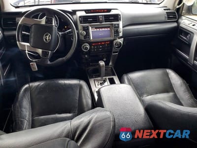 Zdjęcie 8 z 13 samochodu: 2012 TOYOTA 4RUNNER LIMITED VIN:JTEZU5JR8C5035328 - miniatura