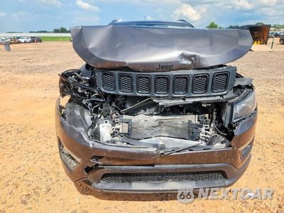 Piąte zdjęcie samochodu w środku: 2020 JEEP COMPASS LATITUDE VIN:3C4NJDBBXLT165683 - miniatura