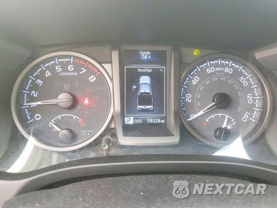 Zdjęcie 9 z 12 samochodu: 2021 TOYOTA TACOMA TRD OFF-ROAD VIN:3TMCZ5AN8MM437421 - miniatura