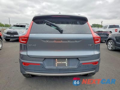 Zdjęcie 6 z 12 samochodu: 2019 VOLVO XC40 T5 MOMENTUM VIN:YV4162UK9K2053326 - miniatura