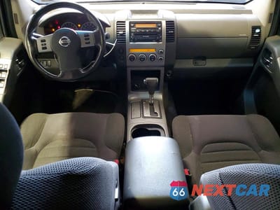 Zdjęcie 8 z 13 samochodu: 2006 NISSAN PATHFINDER S VIN:5N1AR18W56C619625 - miniatura