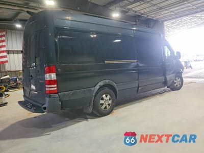 Trzecie zdjęcie samochodu z tyłu: 2018 MERCEDES-BENZ SPRINTER 2500 VIN:WD4PE8CD9JP626660 - miniatura