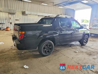 Trzecie zdjęcie samochodu z tyłu: 2006 HONDA RIDGELINE RTL VIN:2HJYK16556H526436 - miniatura