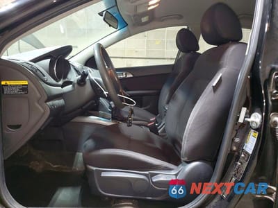 Zdjęcie 7 z 12 samochodu: 2013 KIA FORTE EX VIN:KNAFU4A29D5709828 - miniatura