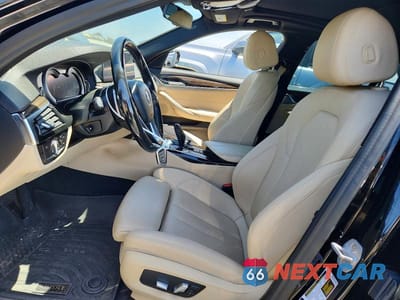 Zdjęcie 7 z 12 samochodu: 2018 BMW 530E VIN:WBAJA9C58JB252031 - miniatura