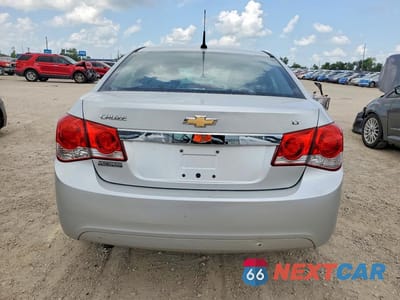 Zdjęcie 6 z 12 samochodu: 2014 CHEVROLET CRUZE LT VIN:1G1PE5SB6E7381064 - miniatura