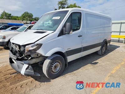 2014 MERCEDES-BENZ SPRINTER 2500 WD3PE7DC3E5834099 - główne zdjęcie licytacji z USA - miniatura