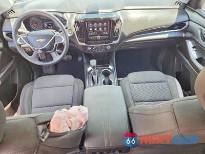 Zdjęcie 8 z 13 samochodu: 2021 CHEVROLET TRAVERSE LS VIN:1GNERFKW9MJ188279 - miniatura