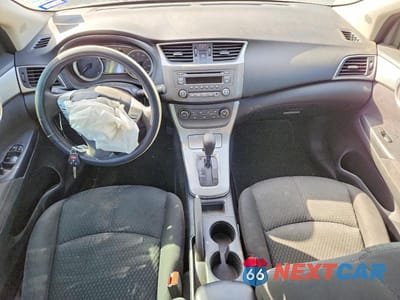 Zdjęcie 8 z 12 samochodu: 2014 NISSAN SENTRA SR VIN:3N1AB7AP0EY306831 - miniatura