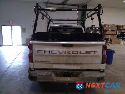 Zdjęcie 6 z 12 samochodu: 2026 CHEVROLET SILVERADO K1500 VIN:1GCUKAED5TZ130143 - miniatura