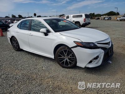 Czwarte zdjęcie samochodu z boku: 2024 TOYOTA CAMRY SE VIN:4T1G11AKXRU860037 - miniatura