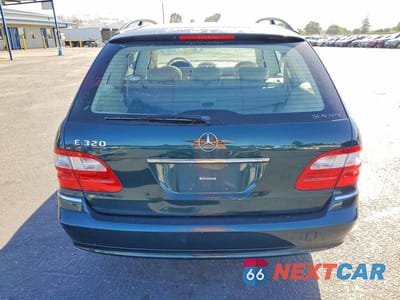 Zdjęcie 6 z 13 samochodu: 2004 MERCEDES-BENZ E 320 VIN:WDBUH65J04A521054 - miniatura