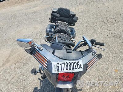 Piąte zdjęcie samochodu w środku: 1983 HONDA GL1100 A VIN:1HFSC0220DA318463 - miniatura