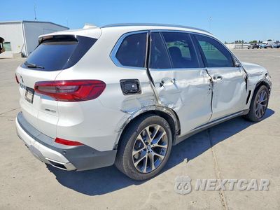 Trzecie zdjęcie samochodu z tyłu: 2019 BMW X5 XDRIVE40I VIN:5UXCR6C54KLL13002 - miniatura