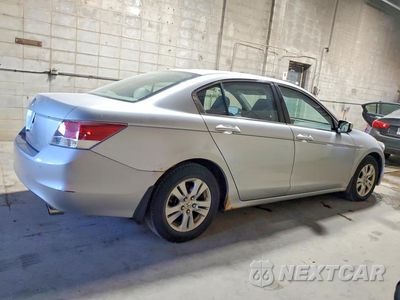 Trzecie zdjęcie samochodu z tyłu: 2008 HONDA ACCORD LXP VIN:1HGCP26478A072271 - miniatura