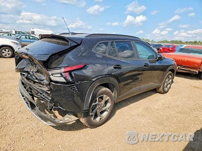 Trzecie zdjęcie samochodu z tyłu: 2026 CHEVROLET TRAX 1LT VIN:KL77LHEP4TC059207 - miniatura