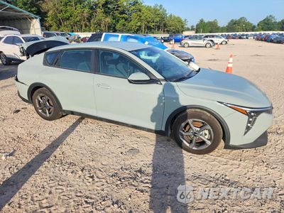 Czwarte zdjęcie samochodu z boku: 2025 KIA K4 LXS VIN:3KPFT4DE3SE040629 - miniatura