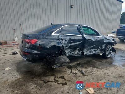 Trzecie zdjęcie samochodu z tyłu: 2022 AUDI A3 PREMIUM PLUS VIN:WAUBUDGY4NA076870 - miniatura