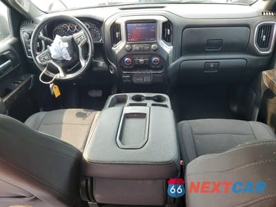 Zdjęcie 8 z 12 samochodu: 2021 CHEVROLET SILVERADO VIN:1GCUYDED9MZ140689 - miniatura