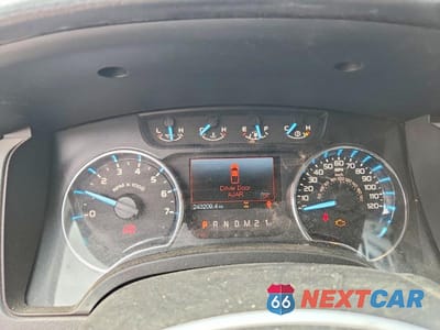 Zdjęcie 9 z 12 samochodu: 2012 FORD F150 SUPER CAB VIN:1FTFX1ET4CFA68009 - miniatura