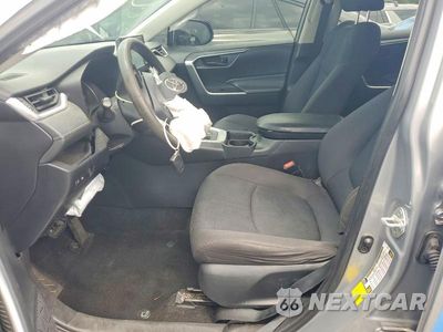 Zdjęcie 7 z 14 samochodu: 2019 TOYOTA RAV4 LE VIN:2T3H1RFV5KW041004 - miniatura