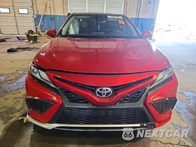 Piąte zdjęcie samochodu w środku: 2021 TOYOTA CAMRY XSE VIN:4T1K61BK0MU036700 - miniatura