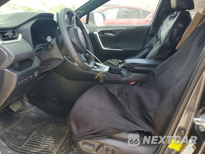 Zdjęcie 7 z 12 samochodu: 2020 TOYOTA RAV4 XSE VIN:JTMEWRFV2LD539776 - miniatura