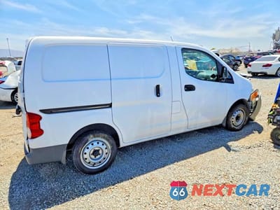 Trzecie zdjęcie samochodu z tyłu: 2016 NISSAN NV200 DELIVERY VAN VIN:3N6CM0KNXGK701283 - miniatura