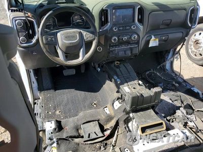 Zdjęcie 8 z 13 samochodu: 2023 GMC SIERRA K3500 DENALI VIN:1GT49WEY0PF220755 - miniatura
