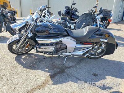 Trzecie zdjęcie samochodu z tyłu: 2004 HONDA NRX1800 DA VIN:1HFSC53074A000088 - miniatura