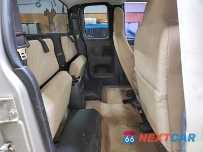 Zdjęcie 10 z 12 samochodu: 2008 GMC CANYON SLE VIN:1GTDT39E488190830 - miniatura