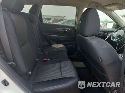 Zdjęcie 10 z 12 samochodu: 2019 NISSAN ROGUE S VIN:5N1AT2MV5KC808404 - miniatura